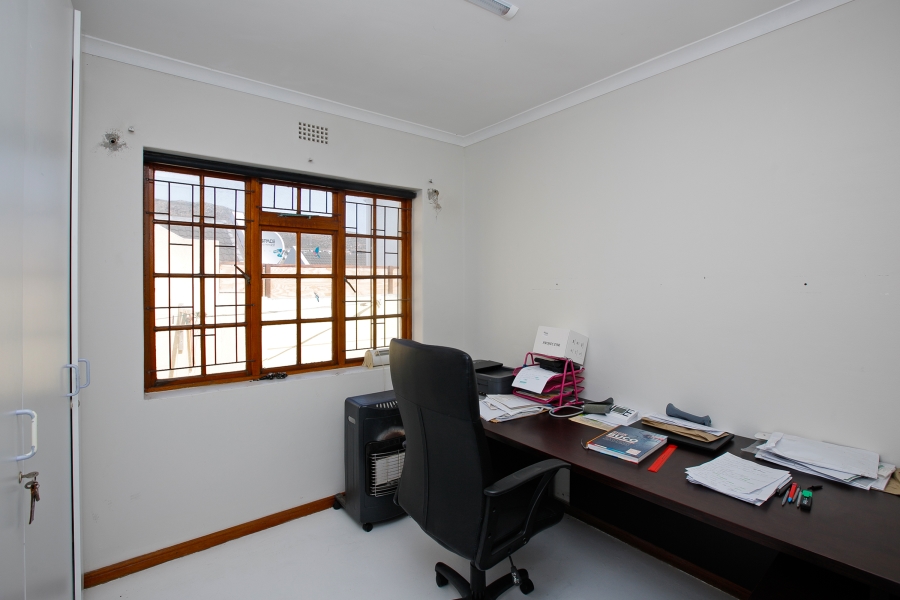 3 Bedroom Property for Sale in Fish Hoek Western Cape